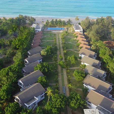Uppuveli Beach By Dsk Trincomalee Exterior foto